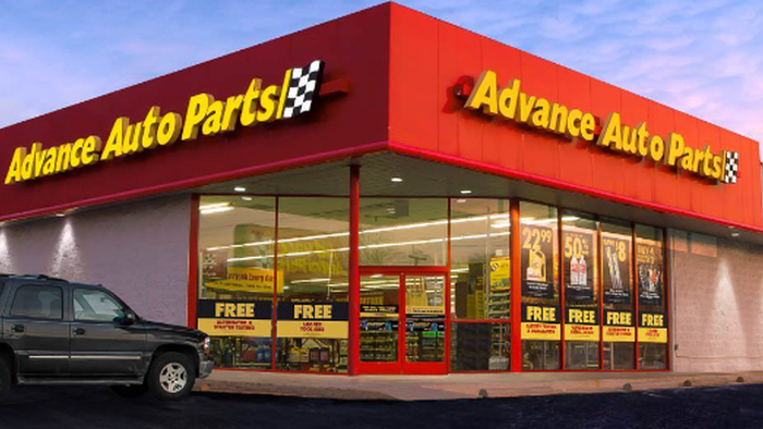 NextImg:Advance Auto Cuts Outlook, Prepares 700-Store Closure
