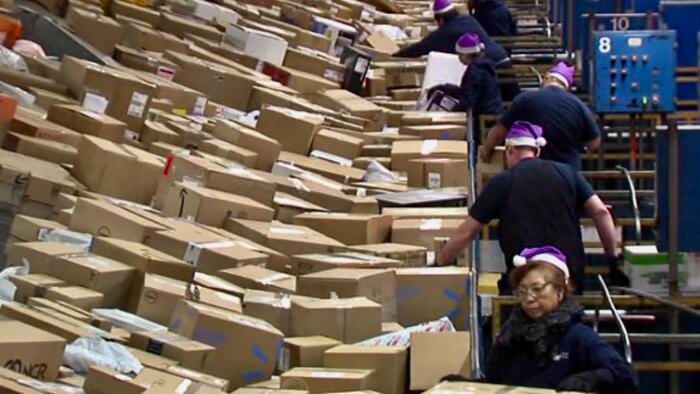 NextImg:Legal Plunder: Indiana Police Prey On Packages Transiting Huge FedEx Hub