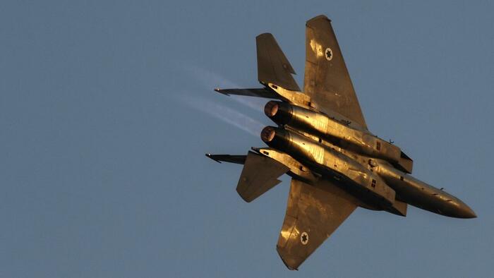 NextImg:Israeli Jets Wound Syrian Soldiers In Third Attack This Week