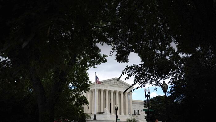 NextImg:Trump Could Prompt Supreme Court Ruling On Birthright Citizenship