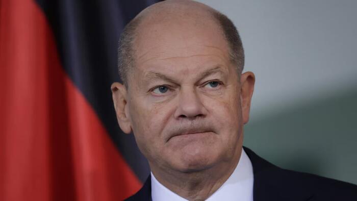 NextImg:German Government Collapses As Mass Strikes Grind Economy To A Halt