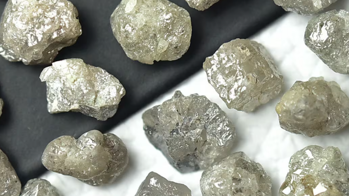 NextImg:De Beers Pulls "Last Resort" Price Cut As Diamond Price-Floor Crumbles