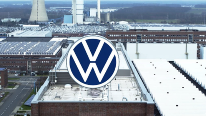 NextImg:"Current Situation Serious": VW CEO Tells Workers Labor Cost Reduction Urgent To "Secure Future"