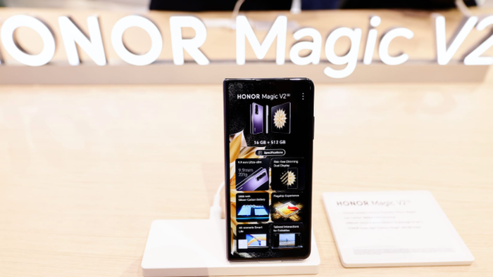 NextImg:How Will Apple Compete With $168 AI Smartphones From China?