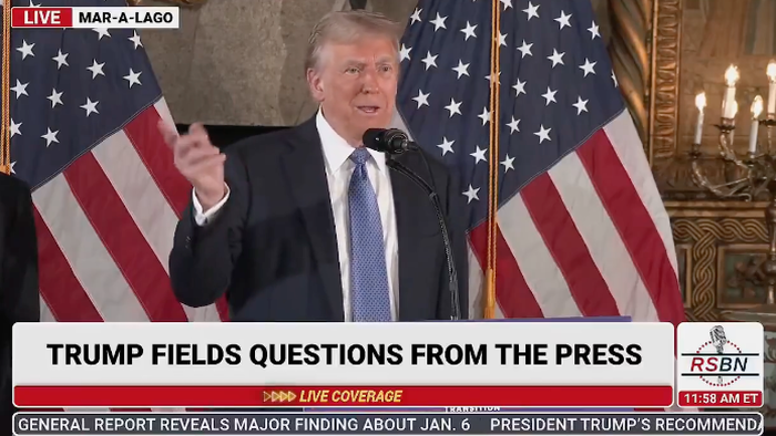NextImg:Dronegate: Trump Claims Biden, Military "Knows What's Happening" In NJ Skies