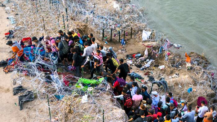 NextImg:Cartels Demand Higher Border Crossing Fees After Trump Victory