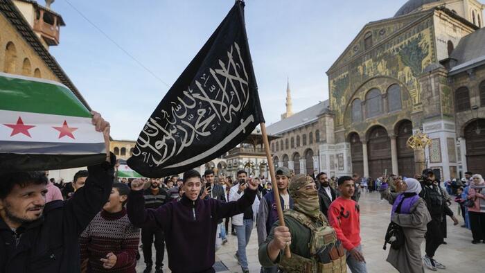 NextImg:US Looking At 'Getting People On The Ground In Syria' To Engage HTS: Blinken