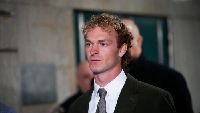 NextImg:Jury Begins Deliberation In Daniel Penny Trial