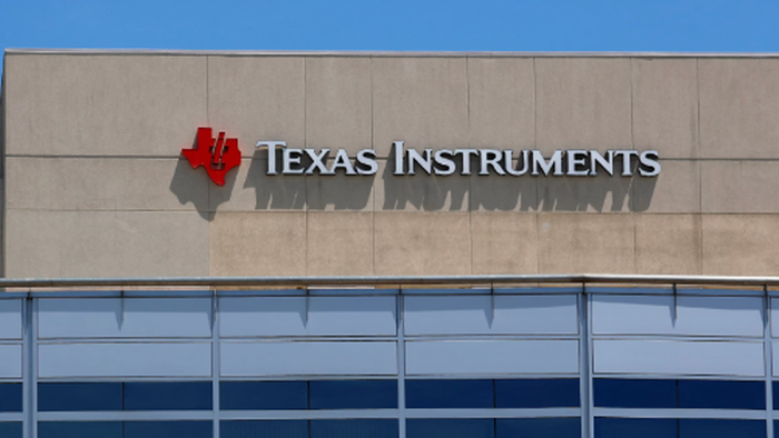 NextImg:Texas Instruments’ Bearish Outlook Indicates "Auto & Industrials Have Not Bottomed Yet"