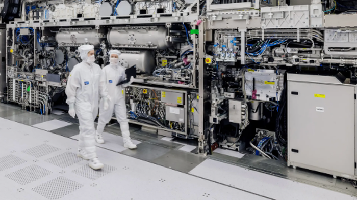 NextImg:ASML Recoups DeepSeek Losses After Solid Orders Ease Demand Woes