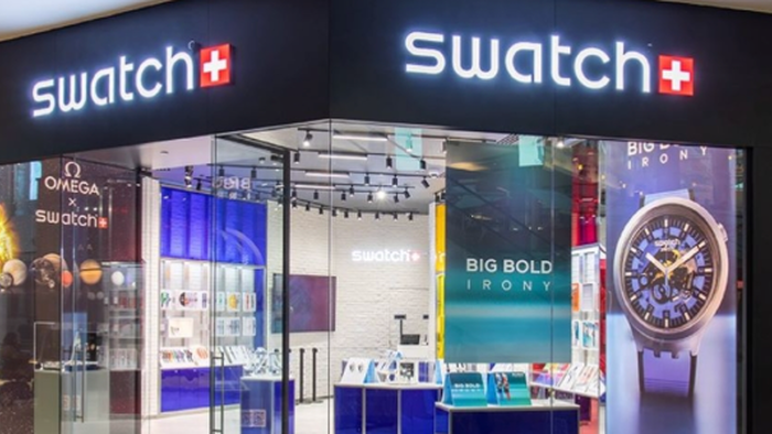NextImg:Swatch Profit Sinks 75% On China Weakness, Leaving Luxury Bulls Disappointed
