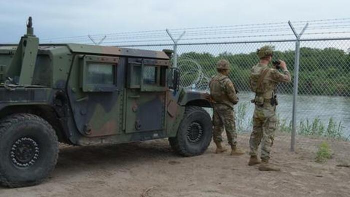 NextImg:Pentagon Reportedly Deploying 1,500 Active Duty Troops To US-Mexico Border 
