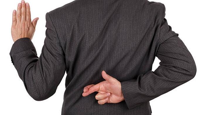 NextImg:Distrust In Leaders (And Journalists) Ticks Up Again