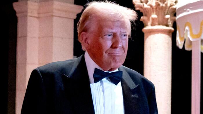 NextImg:'Hush Money' Case Judge Orders Trump Sentenced Ahead Of Inauguration, Signals No Punishment