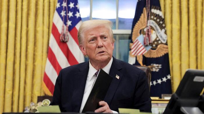 NextImg:Judge Blocks Trump's Birthright Citizenship Order