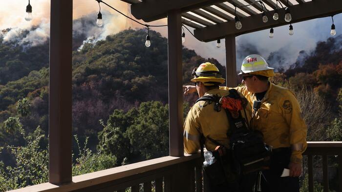 NextImg:Zelensky Offers To Send 150 Ukrainian Firefighters To California After Stinging Rebuke From Trump Jr