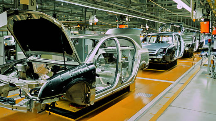 NextImg:Canada's Auto Industry Faces Shutdown Threat Amid Tariff Shock