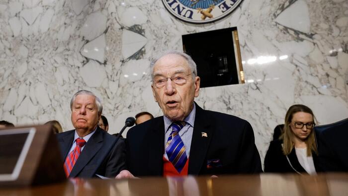 NextImg:Senate GOP Proposes Constitutional Amendment To Limit Size Of Supreme Court