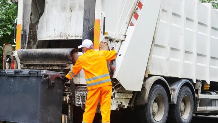 NextImg:Jobs Trashed: Waste Management To Fire 5,000 Whose Jobs Will Be "Automated"