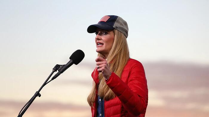 NextImg:Trump Yanks SBA Benefits From Illegals After 'Record Invasion'