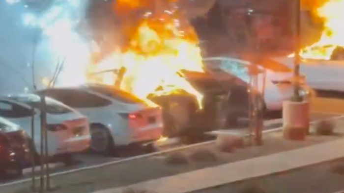 NextImg:"Extreme" Tesla Terrorism Hits Las Vegas Service Center As Leftist Lone Wolves Target American Company