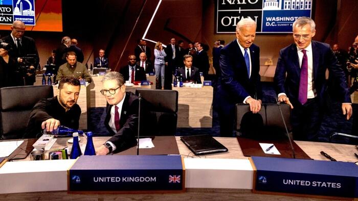 NextImg:Britain Wants Ukraine's Minerals Too