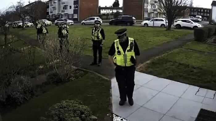 NextImg:Parents Arrested In UK For Complaining About Their Kid's School In WhatsApp Group