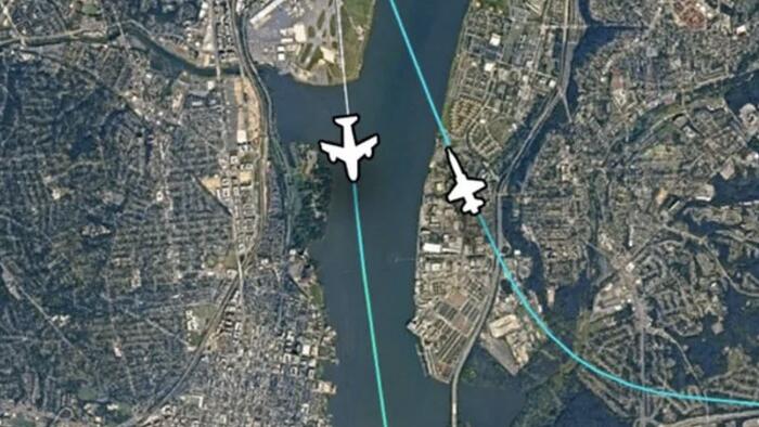 NextImg:Another Near-Disaster At DC Airport: Delta Jet Narrowly Misses USAF T-38