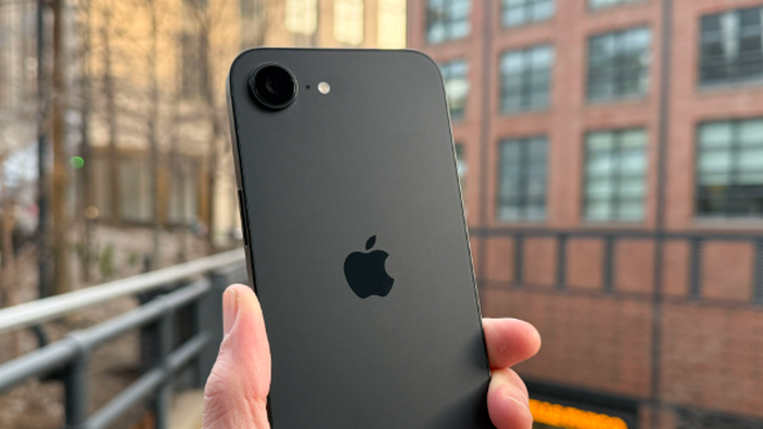 NextImg:Apple Overtakes Rivals To Lead Global Smartphone Market In Q1 Milestone
