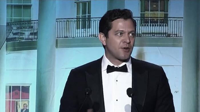 NextImg:Axios Clown Claims Media "Missed" Biden's Mental Decline