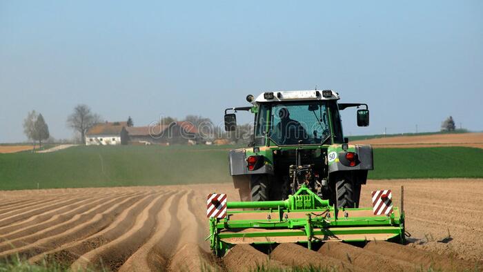 NextImg:Trump Admin Mulls Farmer Bailout After China's Retaliatory Tariffs Threaten Exports