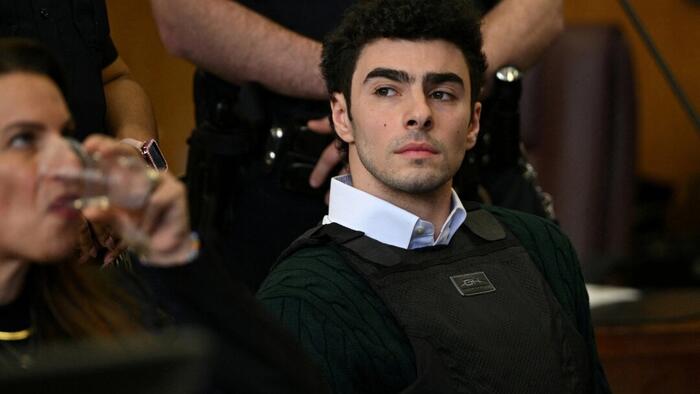 NextImg:Prosecutors File Notice To Seek Death Penalty For Luigi Mangione