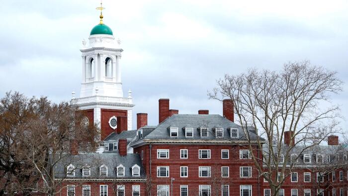 NextImg:Harvard To Borrow $750 Million Amid Federal Funding Uncertainty