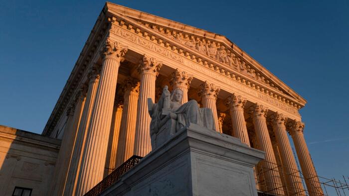 NextImg:Supreme Court Weighs Case About Mistaken FBI Raid