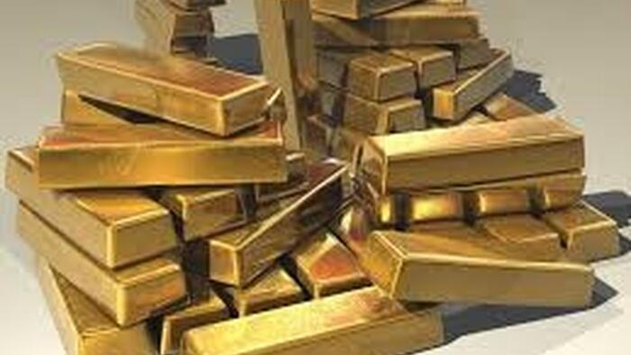 NextImg:Peter Schiff: Gold's Rise Is A Warning Everyone Ignores