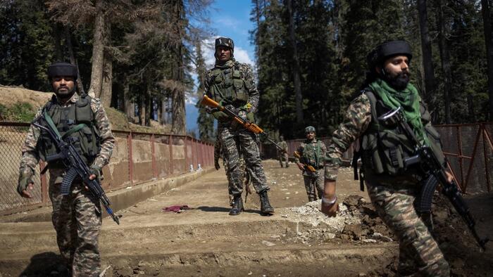 NextImg:India, Pakistan Trade Gunfire & Build-Up Militaries After Kashmir Terror Attack