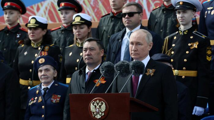 NextImg:Putin Offers To Halt Fighting Along Current Front Lines In Ukraine: Report