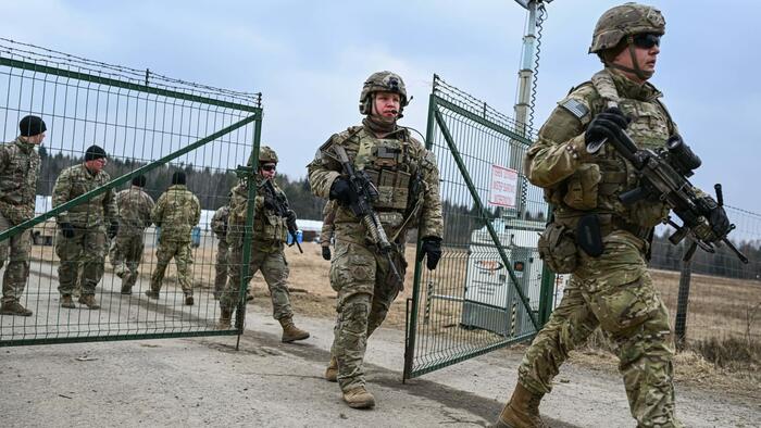 NextImg:White House Considers Withdrawing 10,000 Troops From Eastern Europe
