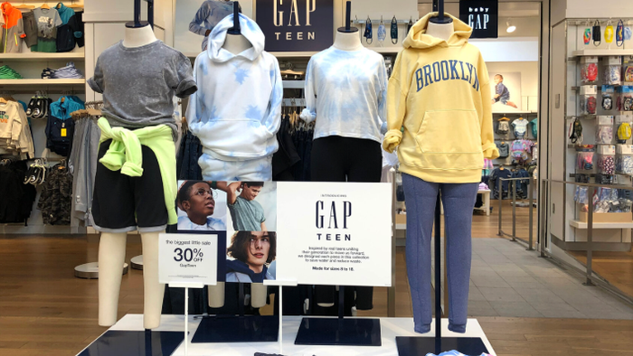 NextImg:Investors "Spooked" After Gap Tariff Warning