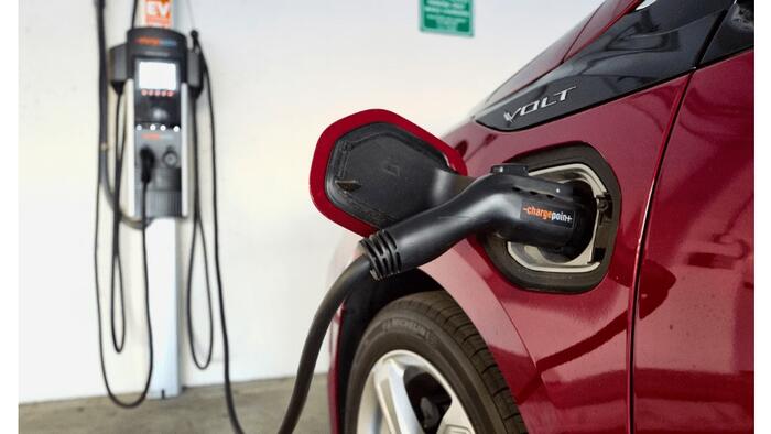 NextImg:35 House Democrats Join Republicans To Kill Biden's Preposterous EV Targets