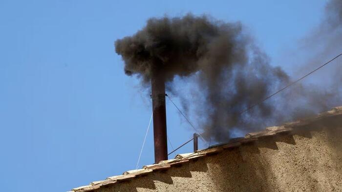 NextImg:Black Smoke All Over