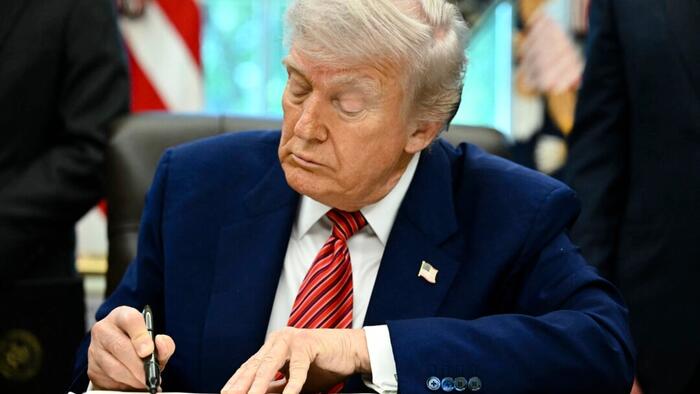 NextImg:Judge Blocks Trump Admin From Suspending Biden-Era Migrant Parole Programs
