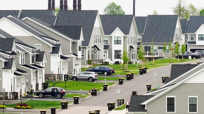NextImg:National Mortgage Debt Tops $12.6 Trillion Amid Rising Rates And Costs