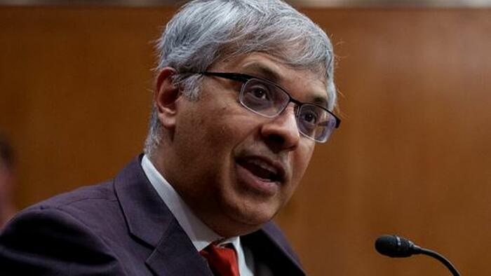 NextImg:Masked NIH Employees Storm Out Of Meeting After Director Bhattacharya Questions Agency's Role In COVID-19 Origins