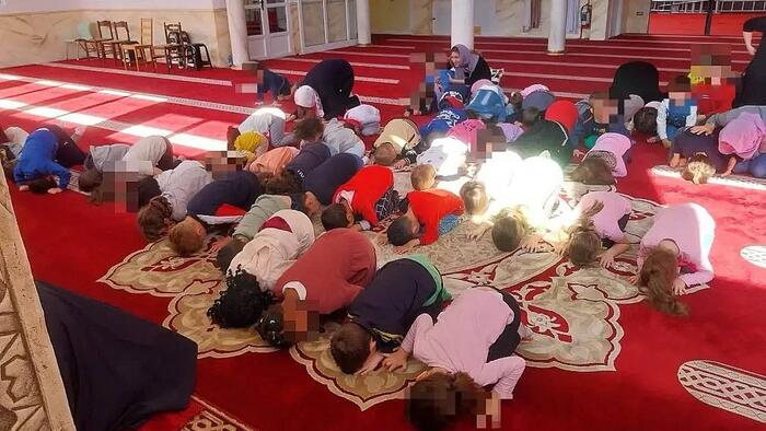 NextImg:Outrage As Kindergarten Takes Christian Children To Mosque To Kneel And Praise Allah