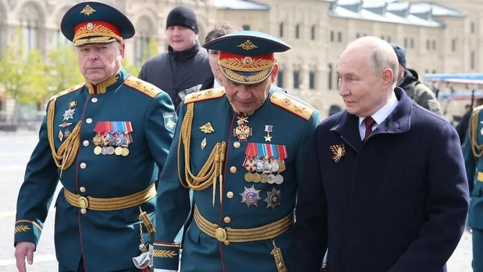 Putin Dismisses Russian Ground Forces Commander Amid Military Shake-Up