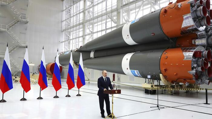 Putin Accuses West of Provoking Nuclear Threat in Ukraine