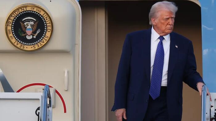 NextImg:Trump Seeking $1 Trillion In Saudi Investment, Air Force One En Route