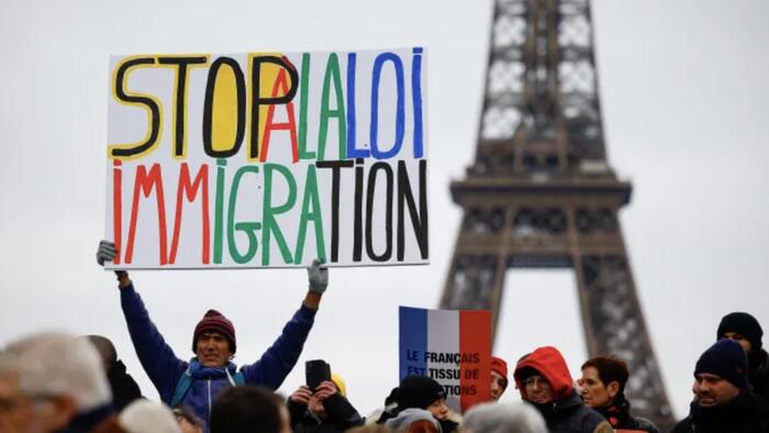 NextImg:"Vicious Circle": Immigration Is Costing France 3.4% Of Its GDP