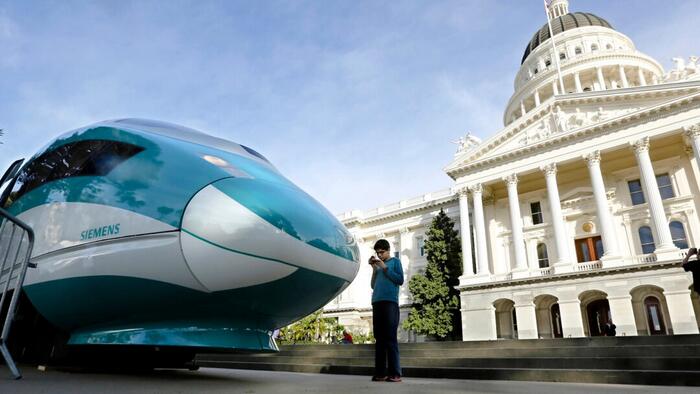 NextImg:Feds Say California Bullet Train Has 'No Viable Path', Threaten To Pull $4 Billion
